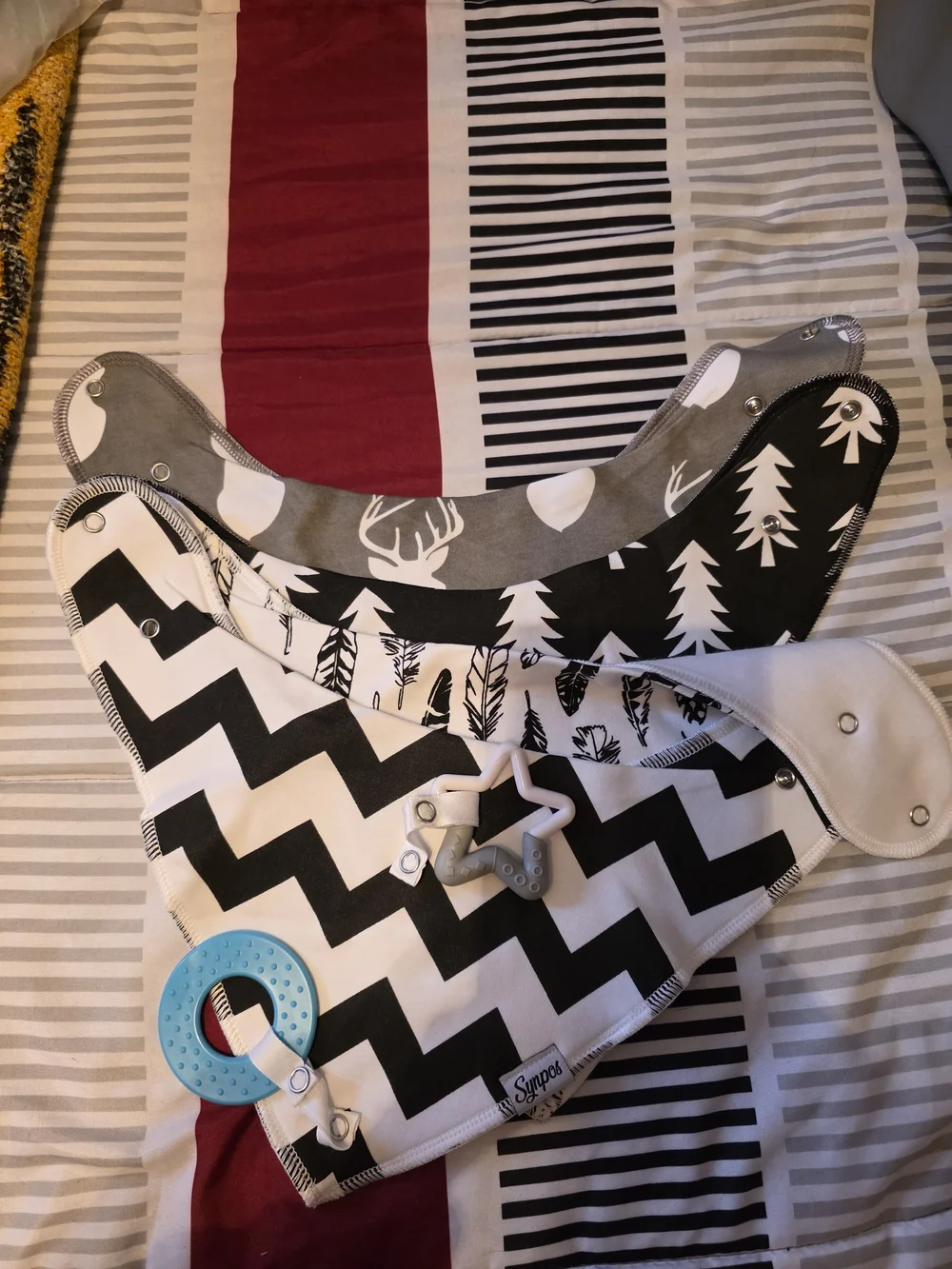 Set Of 4 Neutral Chevron Baby Bandana Drool Bib with Teether - Black & White